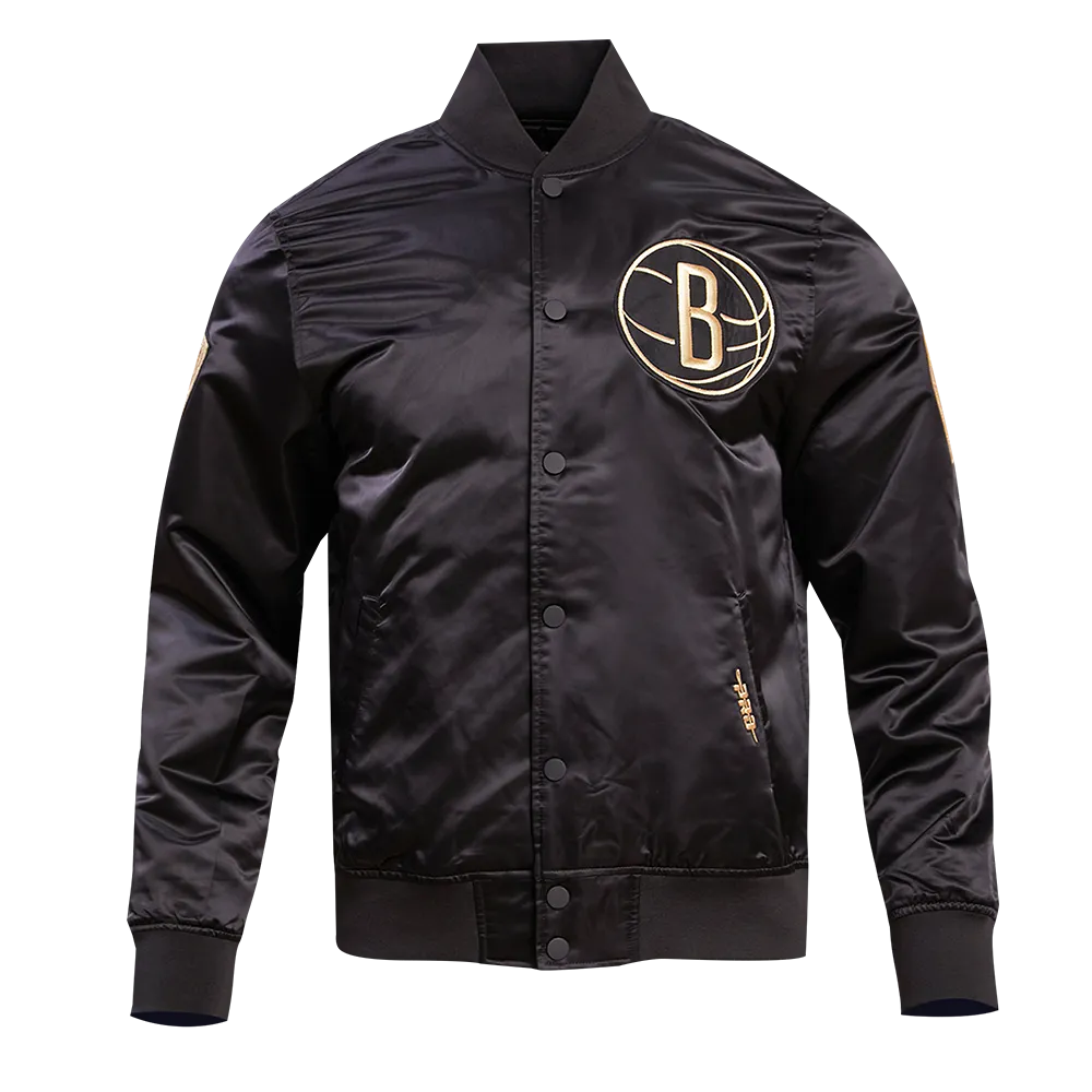 BROOKLYN NETS GOLD LOGO SATIN JACKET (BLACK)